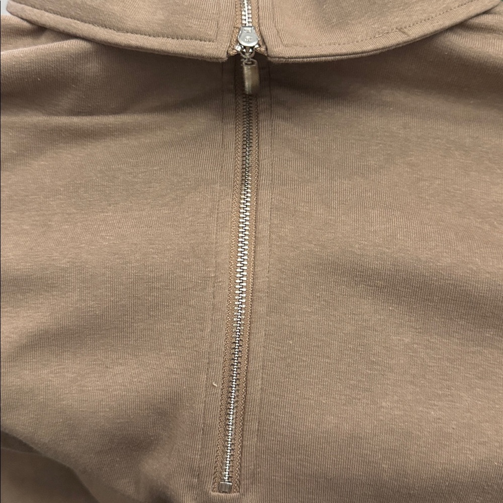 Unixseque Women's Tan Sweater Size Large Pleated Sleeves Zippered Front - Picture 6 of 6